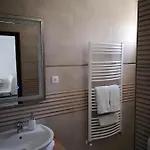 Szabo Vendeghaz 3*