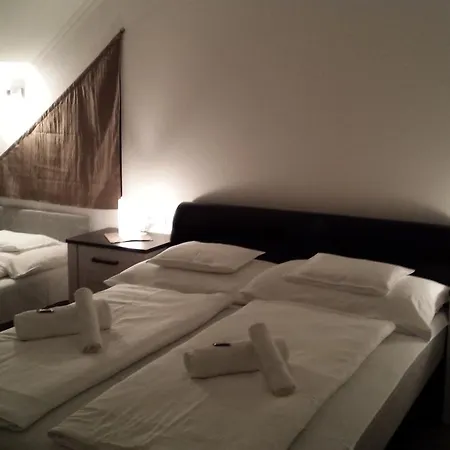 Szabo Vendeghaz Pensjonat 3*